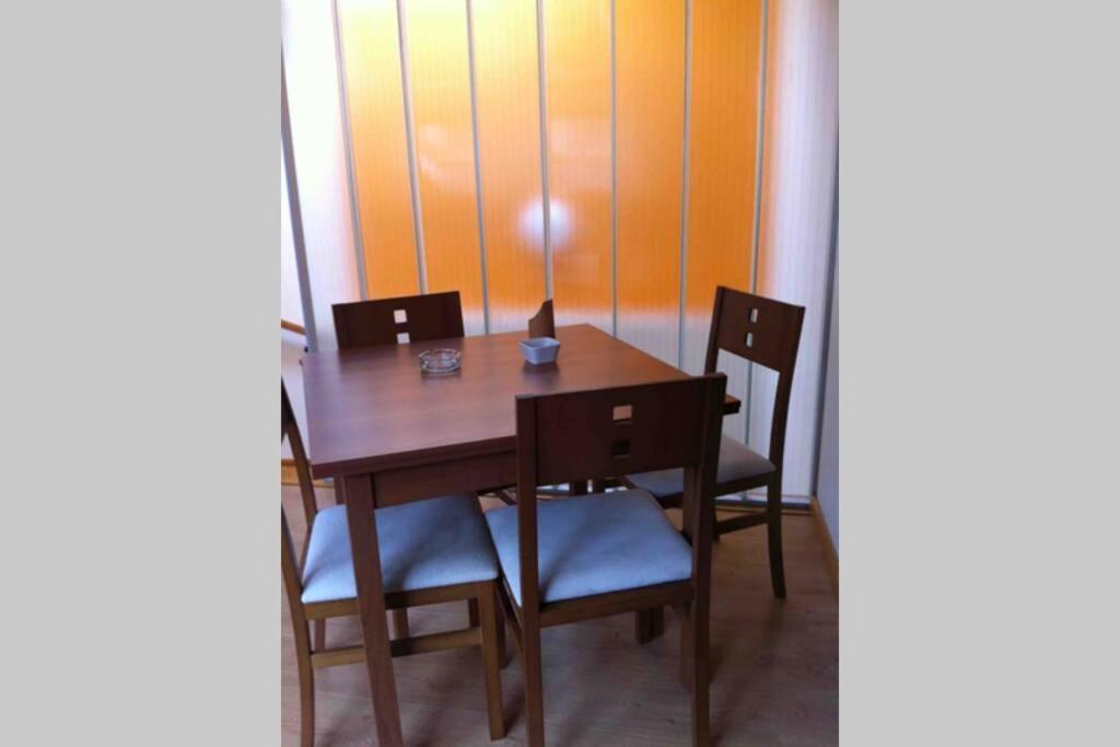 Apartamentosarturo Llanes Laplaza Atico Centrico Bagian luar foto